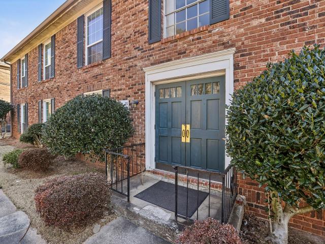 Condo for sale in Sandy Springs, Georgia