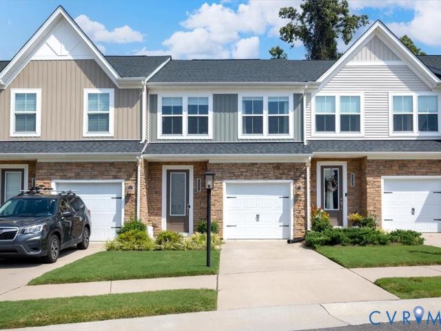 Townhouse for sale in Virginia