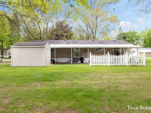 House for sale in Plainfield Charter Township, Belmont