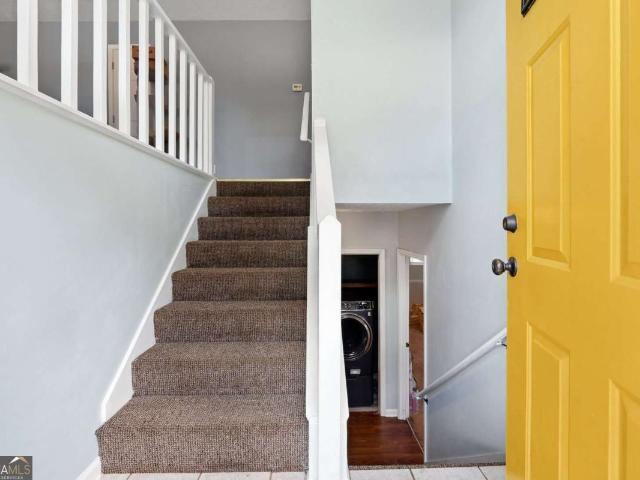 House for sale in Flowery Branch, Hall County