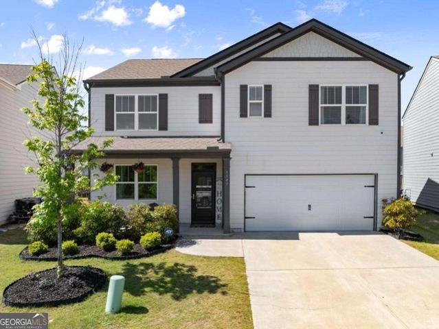 House for sale in Oakwood, Georgia