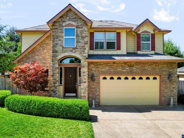 House for sale in Oregonia