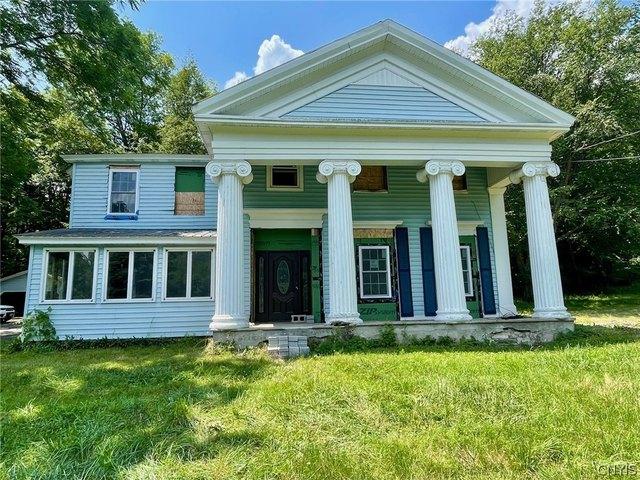 House for sale in Oneida, New York