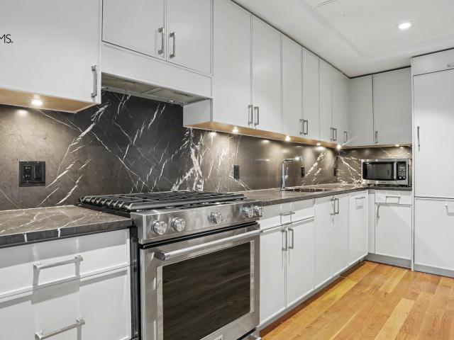 Condo for rent in Arverne, New York