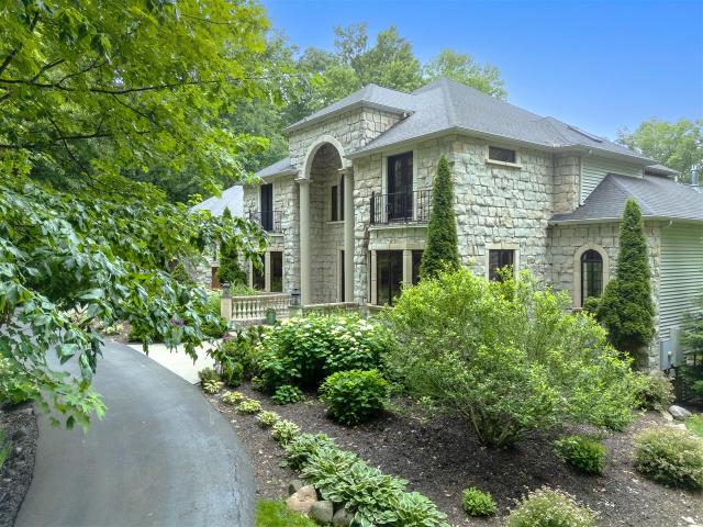 House for sale in Fox's Mill, Vergennes Township
