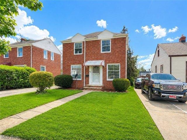 House for sale in Bedford, Ohio