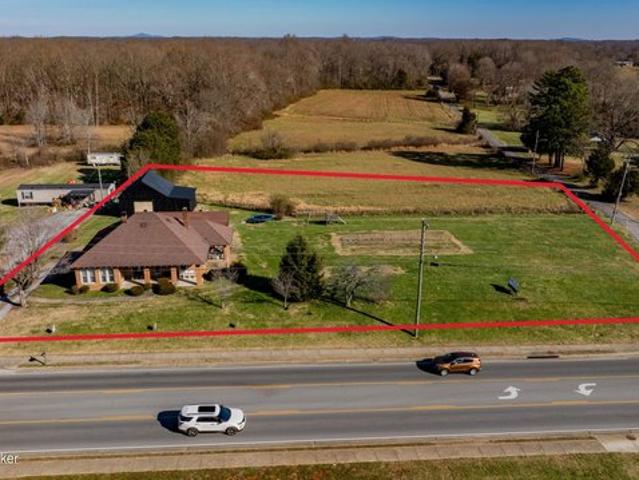 House for sale in Jamestown, Kentucky