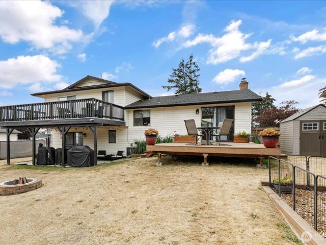 House for sale in Oak Harbor, Washington