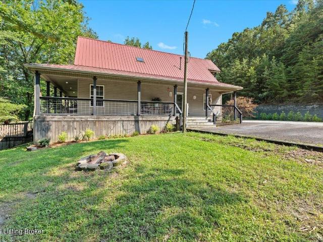 House for sale in Lebanon Junction, Kentucky
