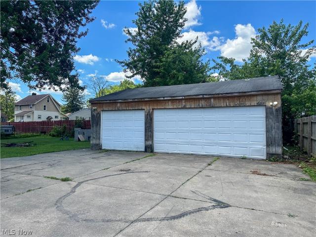 House for sale in Mc Donald, Ohio
