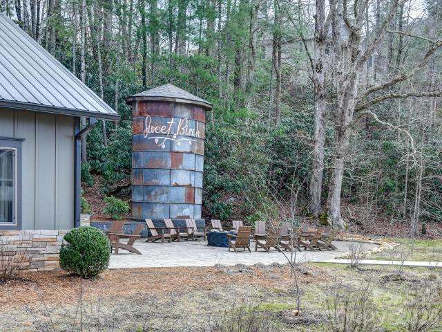 Townhouse for sale in Black Mountain, North Carolina