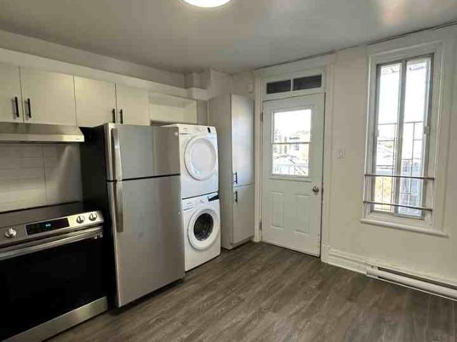 Apartment for rent in St. Leonard's, Quebec