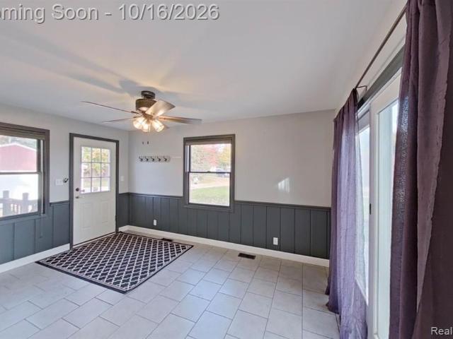 House for sale in Howell Township, Howell