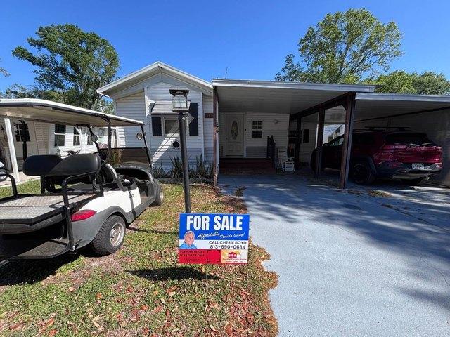 House for sale in Bushnell, Florida