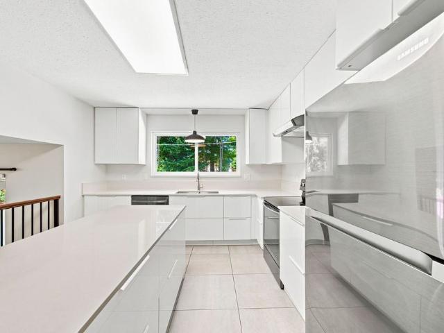 Apartment for rent in Grousewoods, Metro Vancouver Regional District