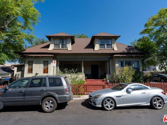 Property for rent in Canoga Park, California