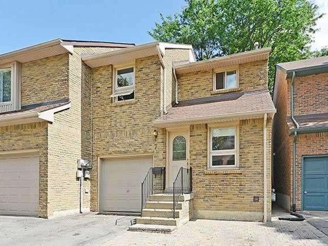 Office for sale in Woburn, Ontario