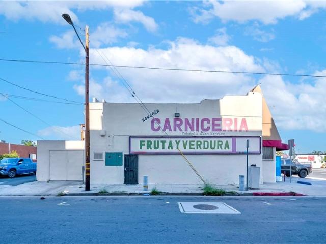 Property for sale in Maywood, California