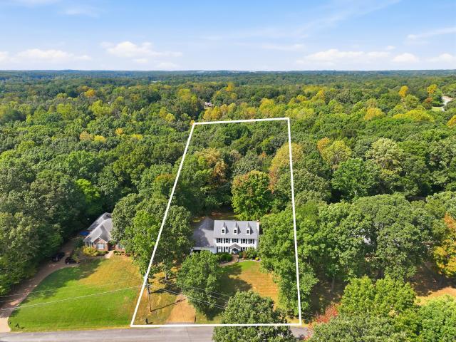 House for sale in Burns, Middle Tennessee