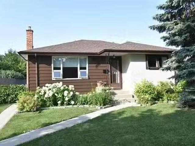 House for sale in East St. Paul, Manitoba