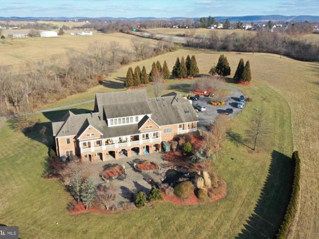 House for sale in Knoxville, Maryland
