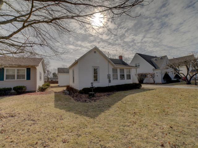 House for sale in Watseka, Illinois