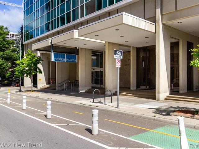 Condo for sale in Ann Arbor, Michigan