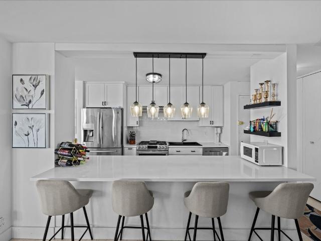 Property for sale in The Bronx, Arverne