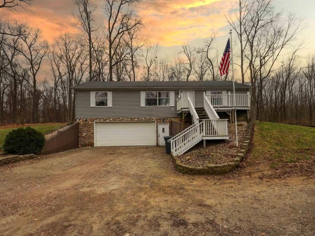 House for sale in Hudson, Indiana