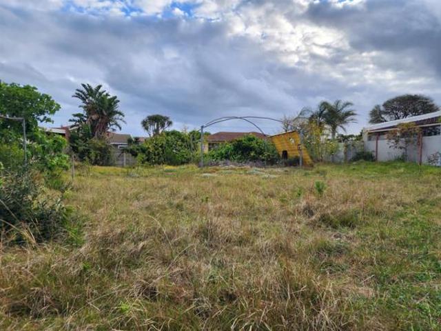 Land for sale in Cape St Francis, Eastern Cape