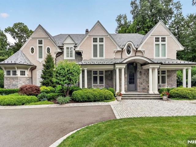 House for sale in Wyckoff, New Jersey