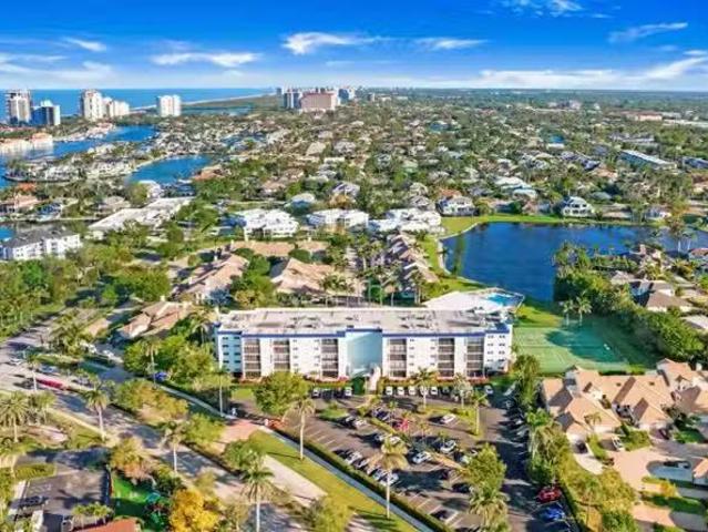 Condo for sale in Naples Condo for sale in Naples