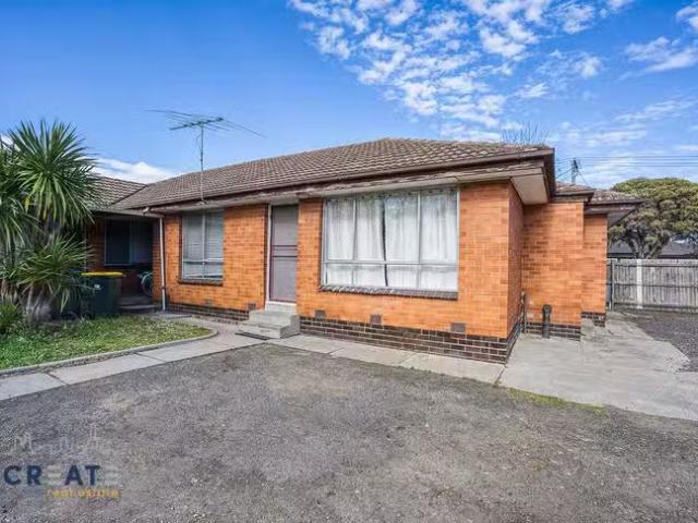 Apartment for rent in Sunshine North