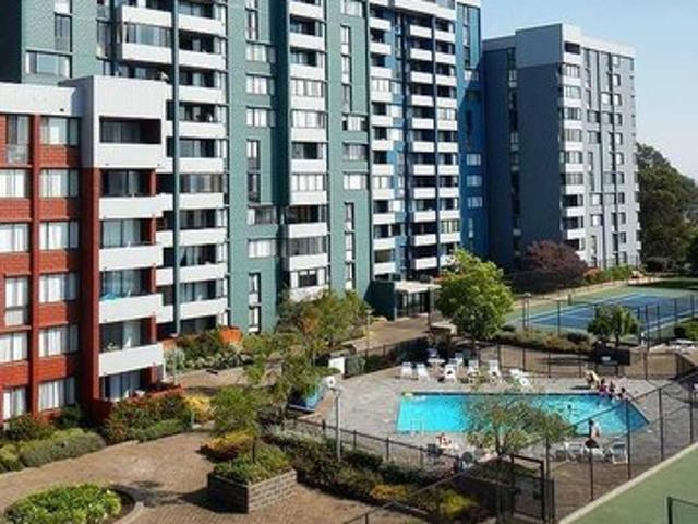 Condo for sale in Albany, California