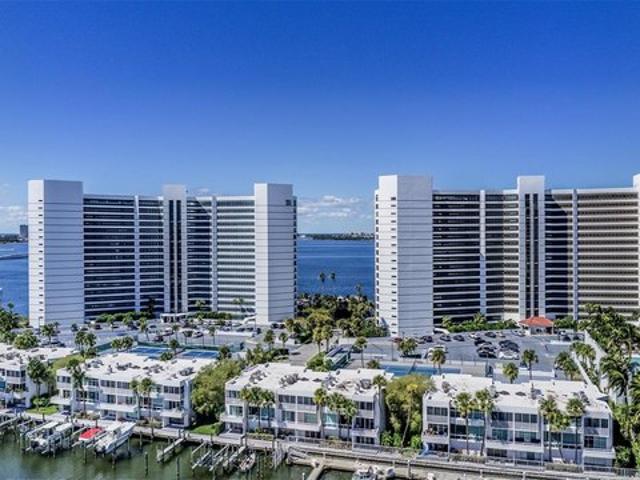 Condo for sale in Sarasota, Florida