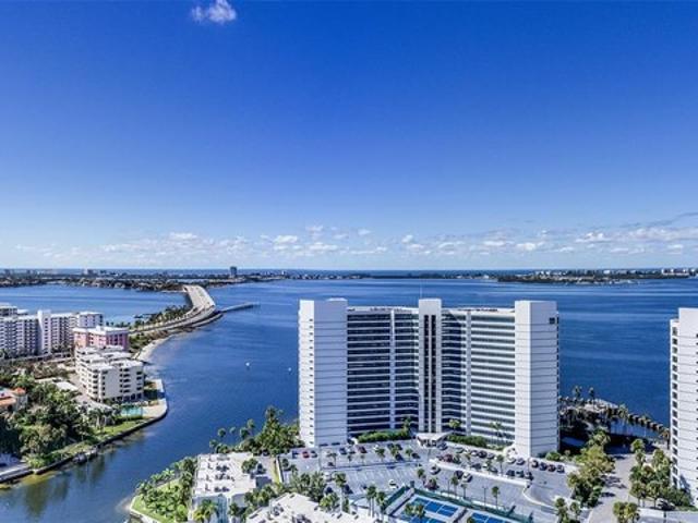 Condo for sale in Sarasota, Florida