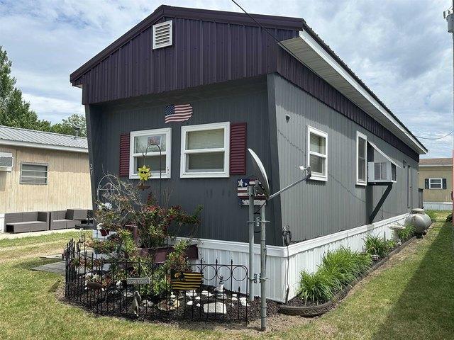 House for sale in Harpers Ferry, Iowa