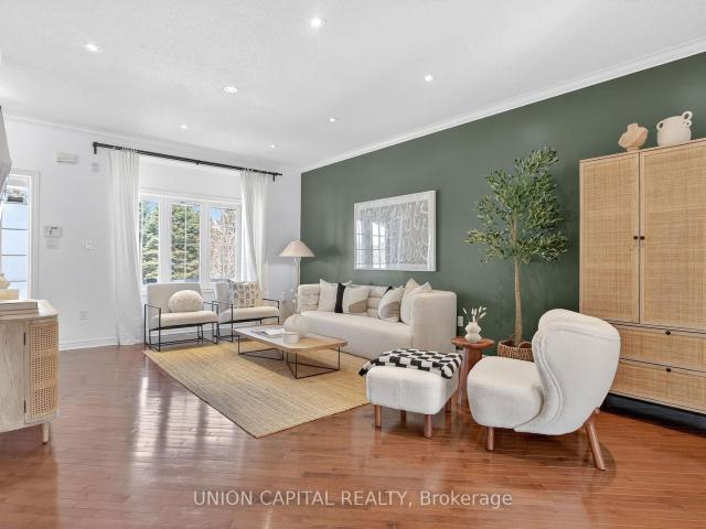 Townhouse for sale in Woburn, Ontario