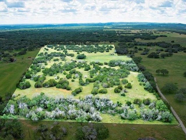 Farm for sale in Johnson City, Blanco County