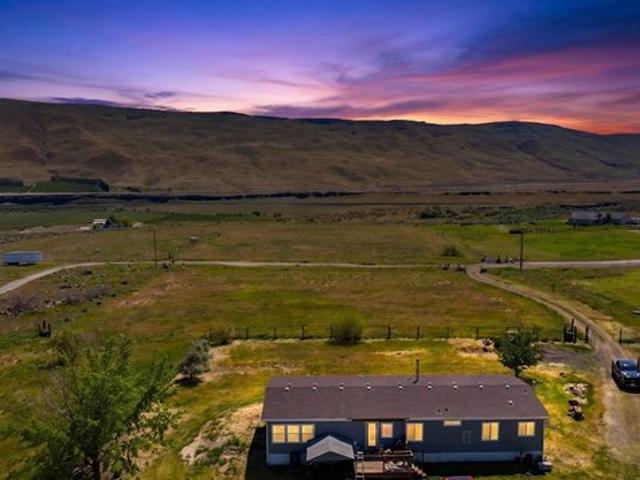 House for sale in Benton City, Washington