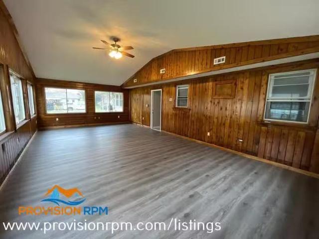 Condo for rent in Glen Burnie, Maryland