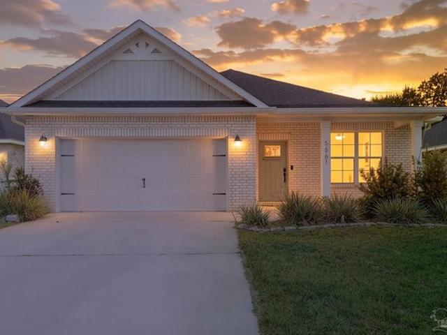 House for sale in Pace, Florida
