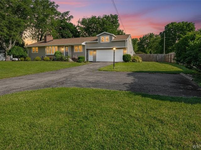 House for sale in Niagara, New York