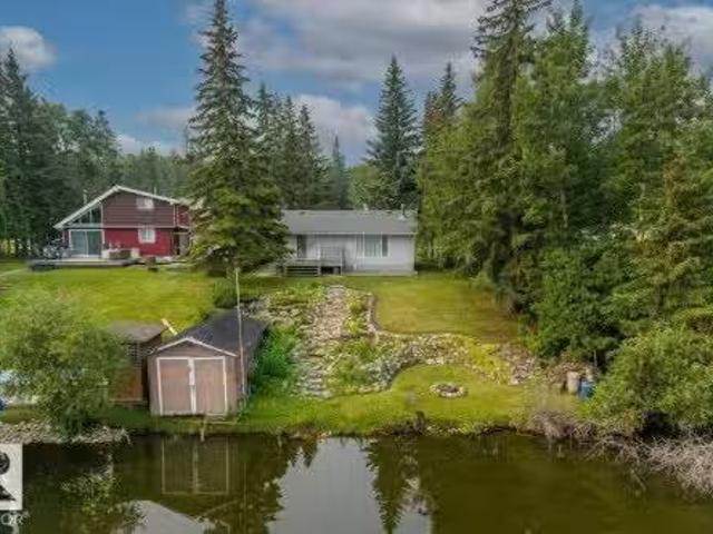 House for sale in Nakamun Park, Alberta