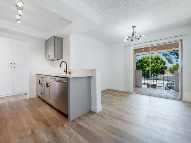 Apartment for rent in Long Beach, California