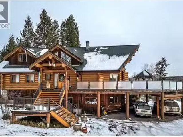 House for sale in 108 Mile Ranch, British Columbia