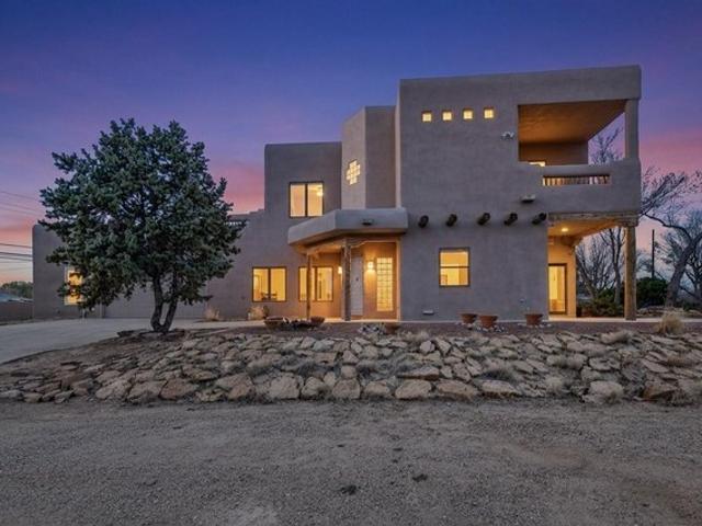 House for sale in Corrales, New Mexico