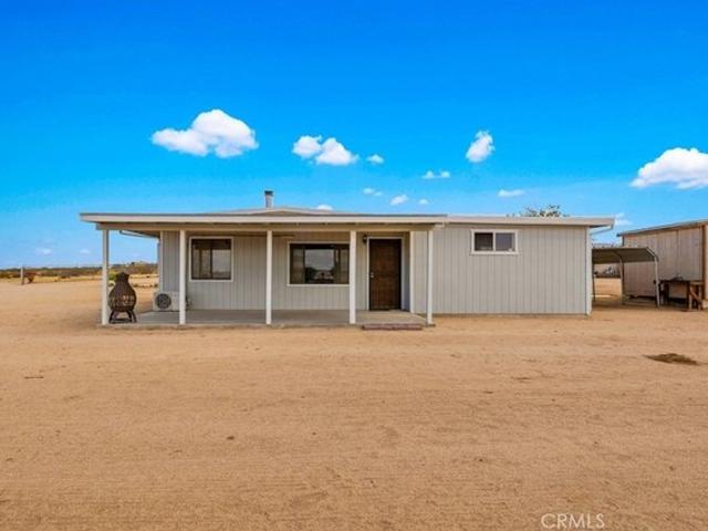 House for sale in Landers, California
