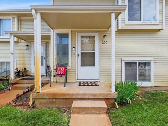 Condo for sale in Kansas