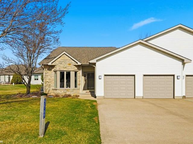 Condo for sale in Burlington, Iowa